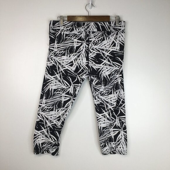 Calvin Klein Performance Black and White Capri Leggings Size XL - Picture 6 of 12